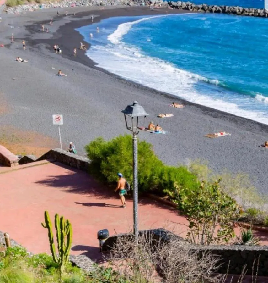 The Poppies Guest House - 100M Ocean - Private Spaces Candelaria